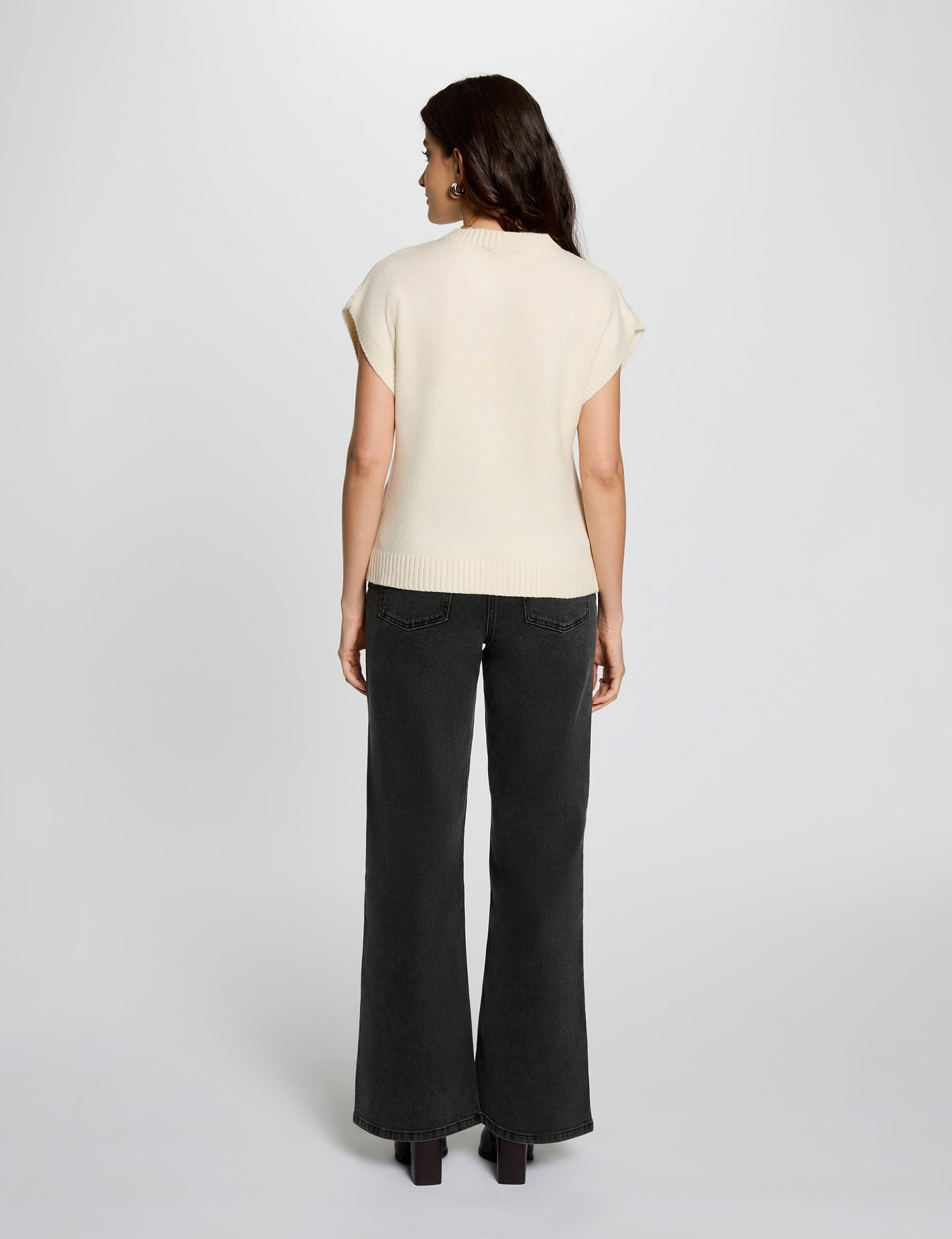 Jersey bordado con cuello redondo creme mujer