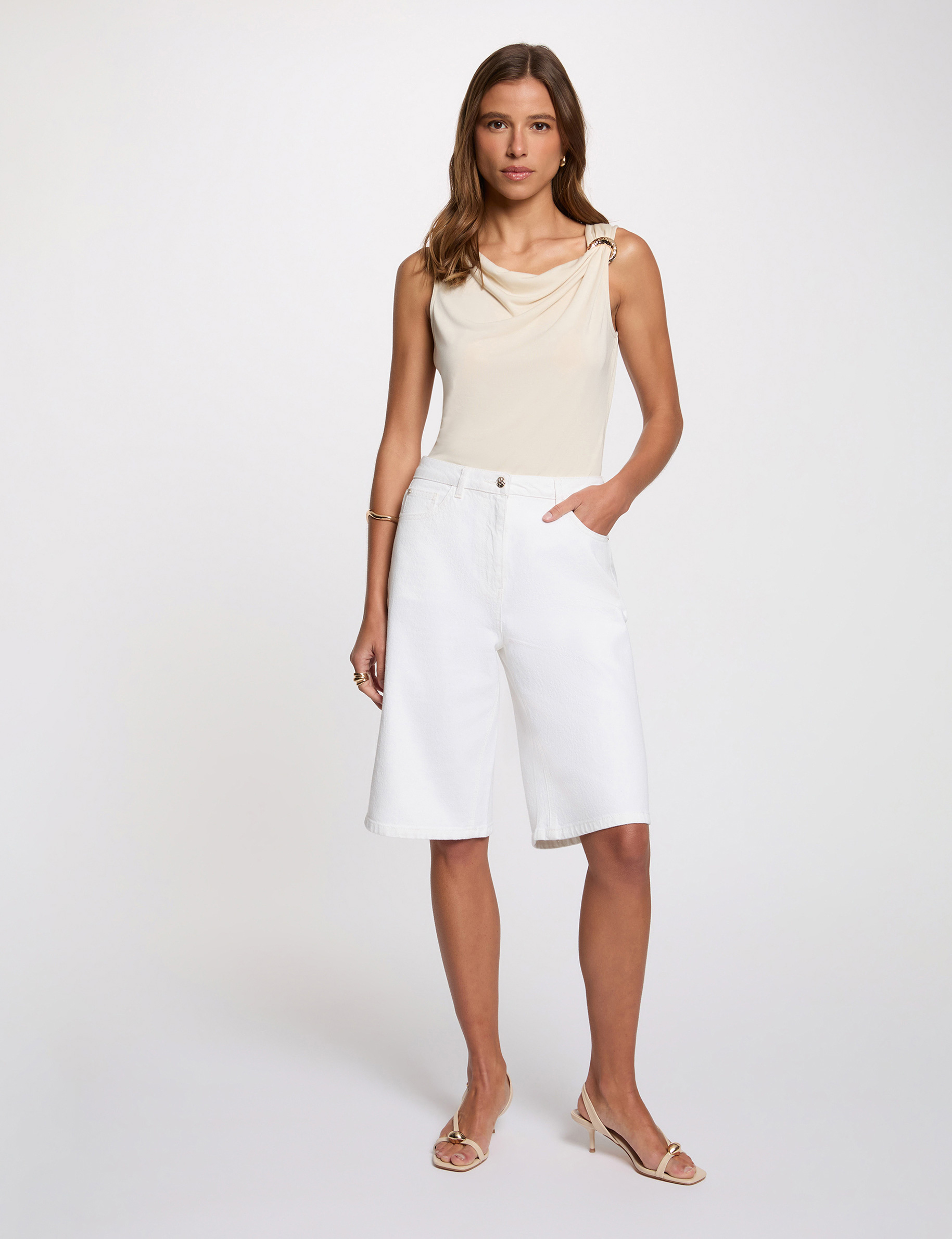 Top de tirantes con cuello drapeado beis claro mujer