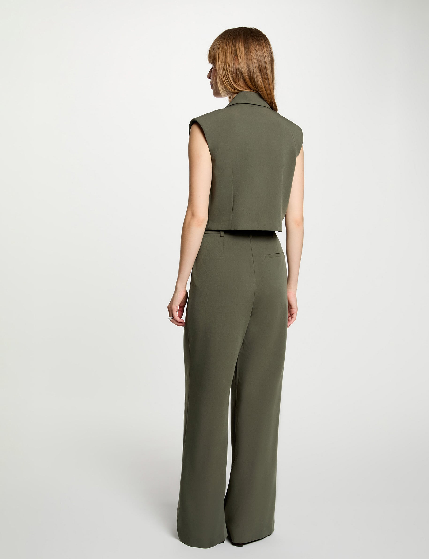 Chaleco cropped verde caqui mujer