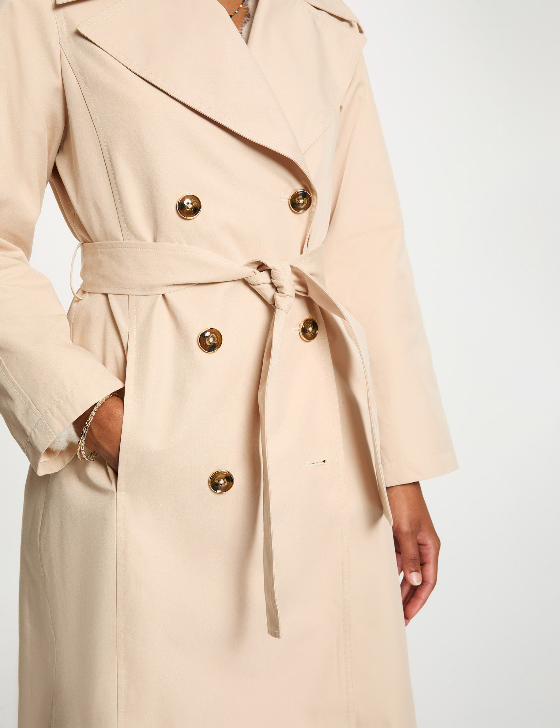 trench largo con cuello sastre arena mujer Trench largo con cuello sastre arena mujer