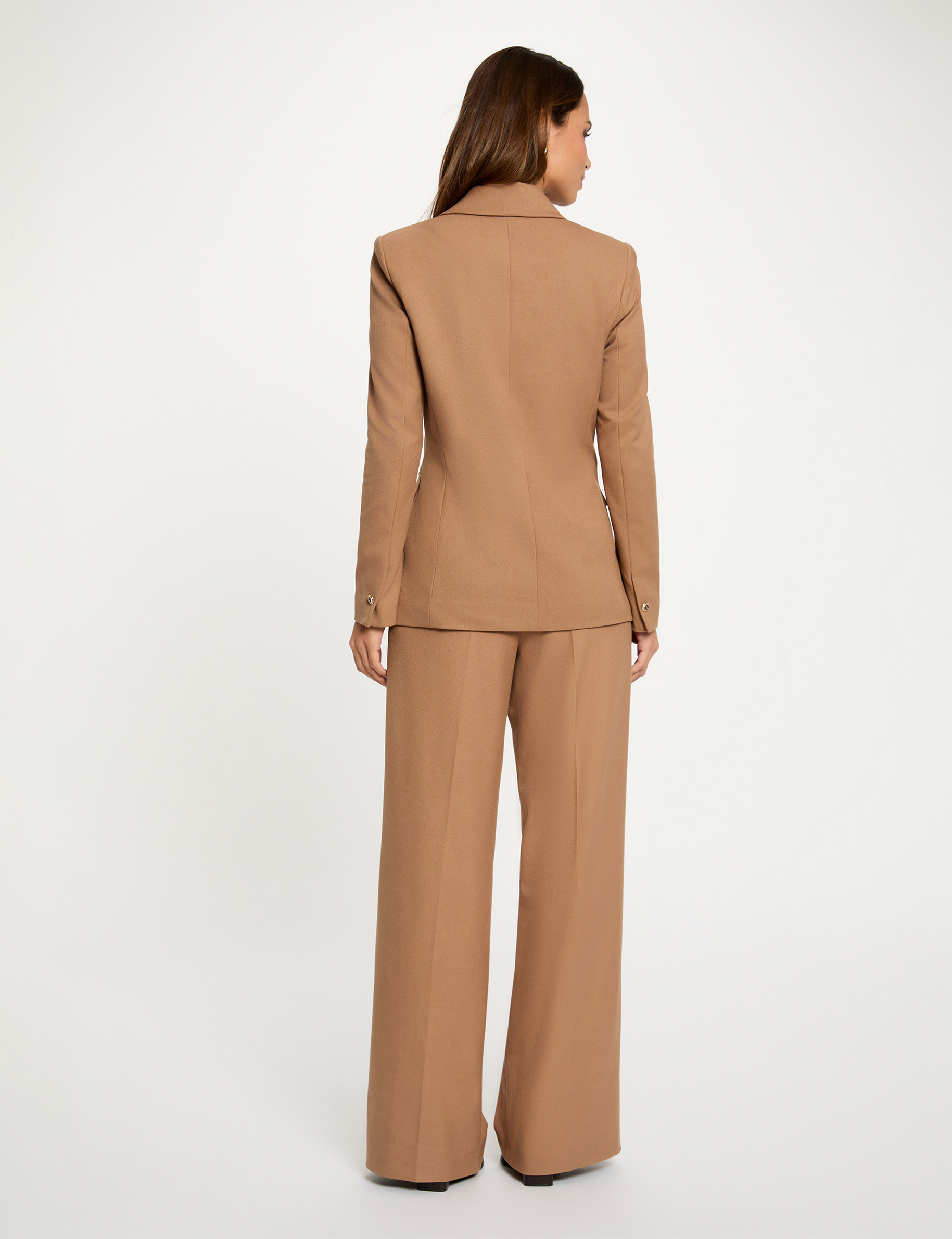 Pantal&oacute;n ancho de tiro alto marr&oacute;n mujer