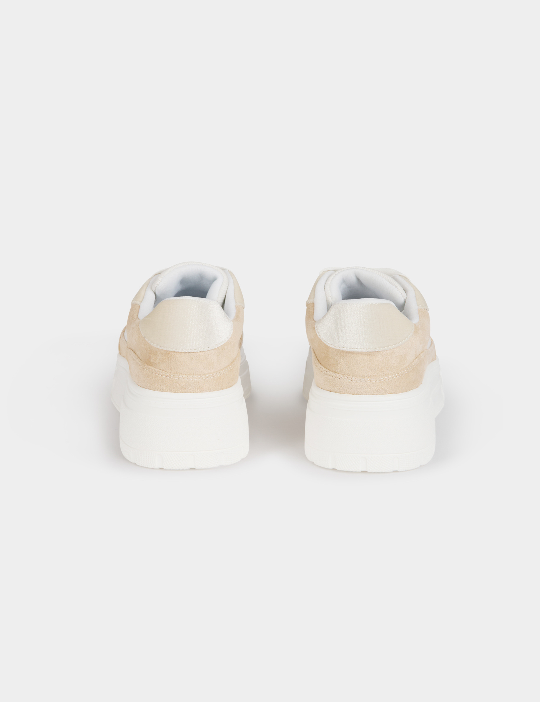 Zapatillas con plataformas beige mujer