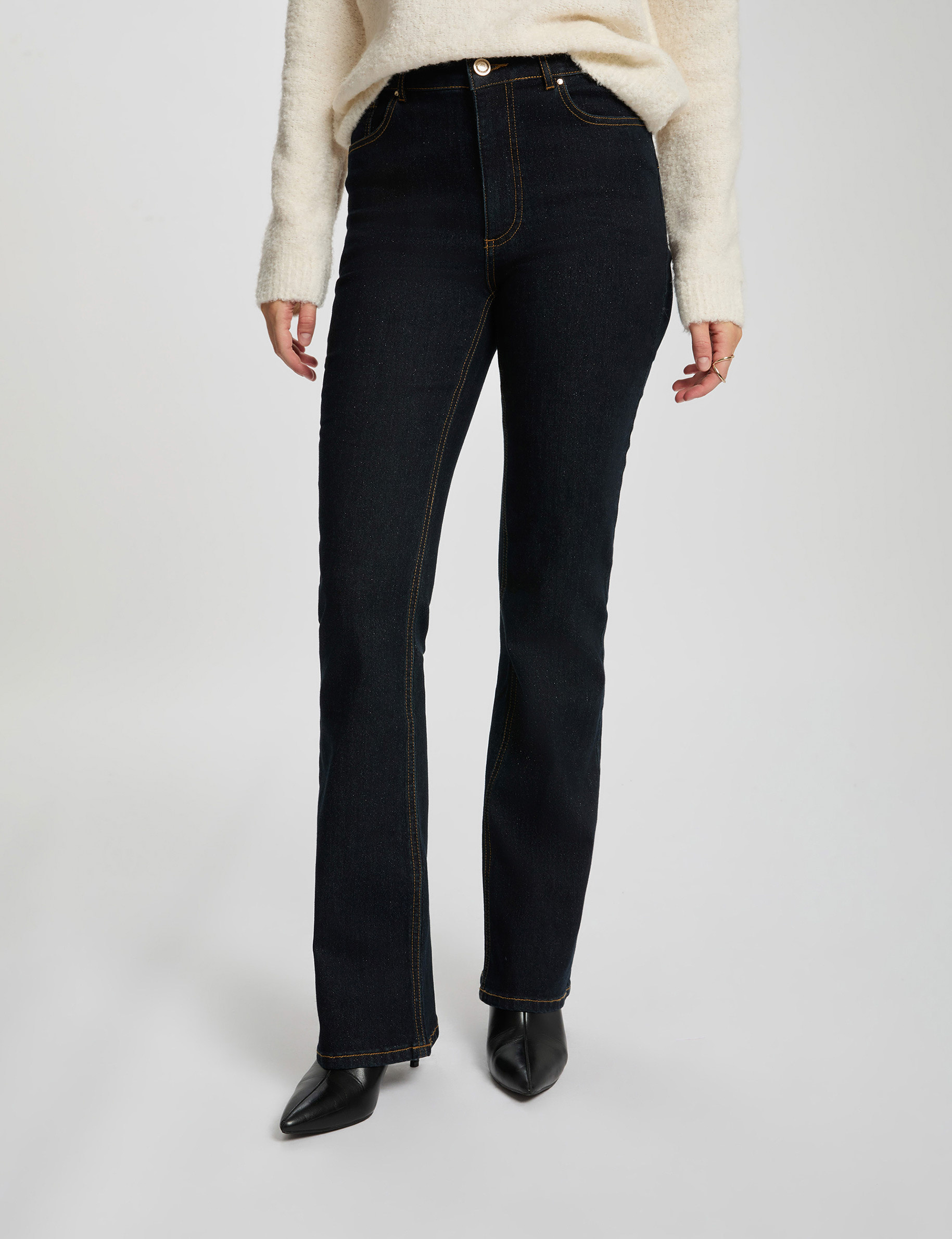Vaqueros bootcut de tiro alto denim crudo mujer