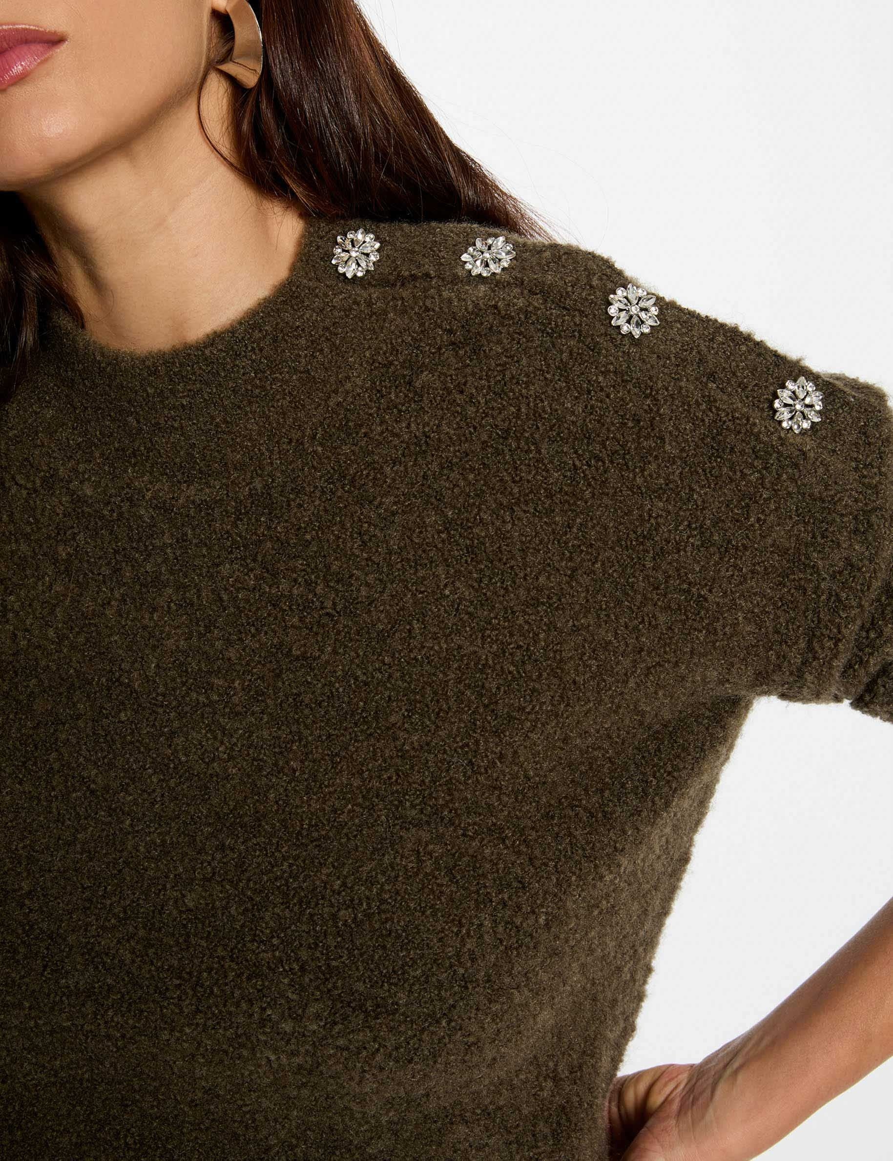 Jersey cuello alto y botones verde caqui mujer