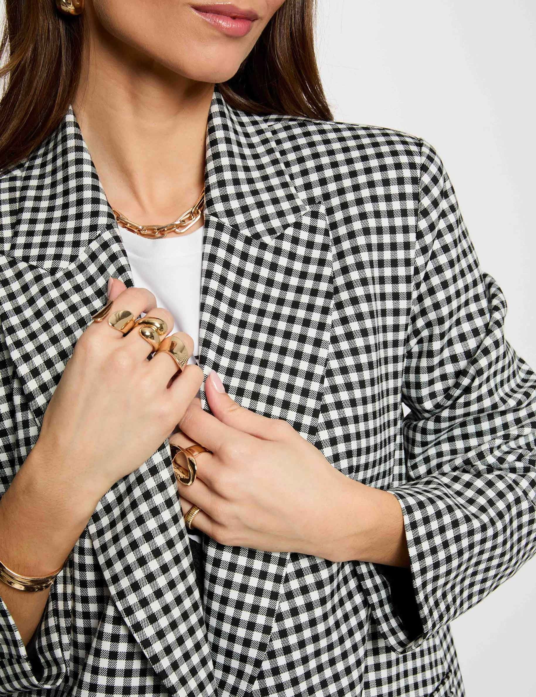 Chaqueta oversize con cuello sastre negro mujer