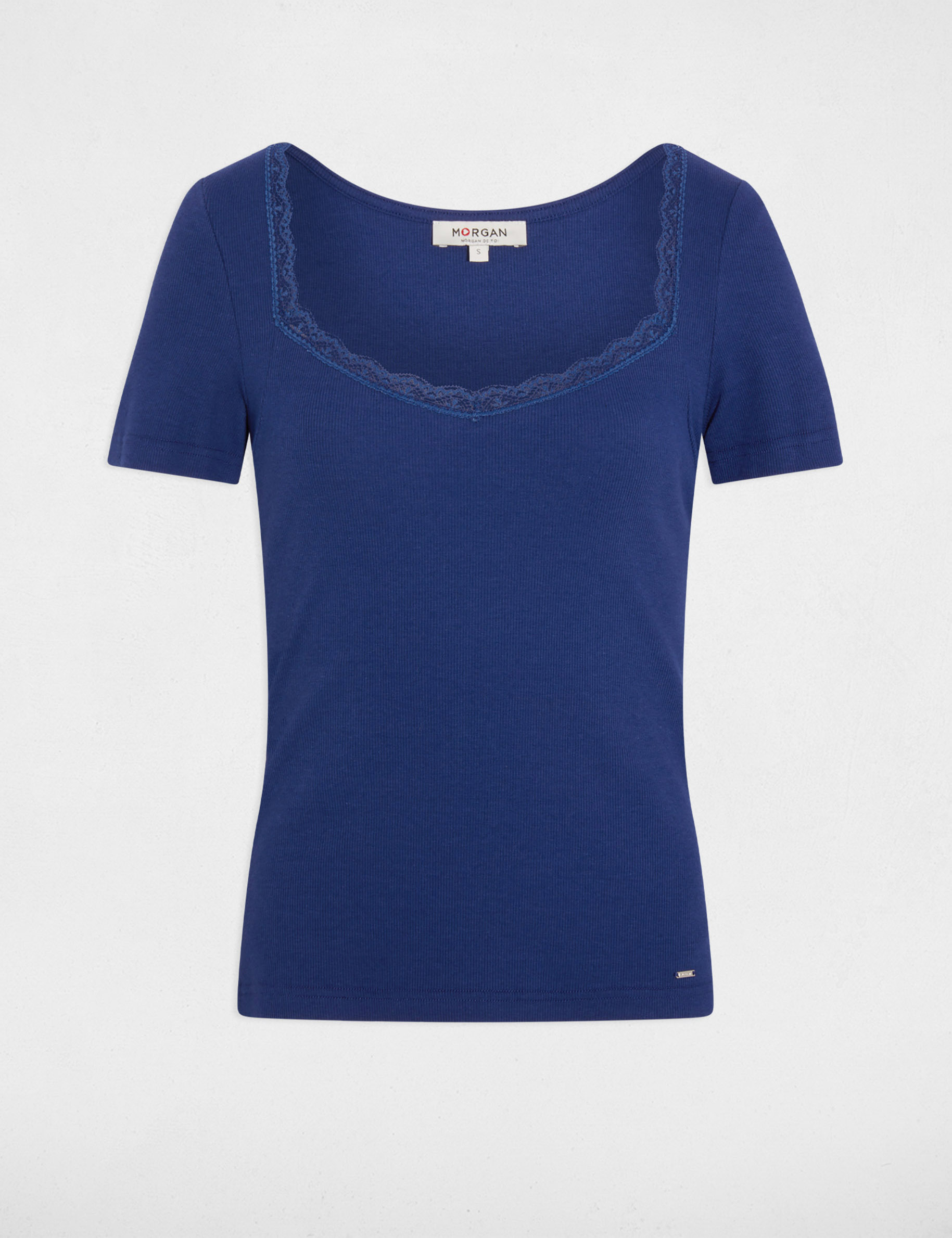 Camiseta entallada con cuello coraz&oacute;n azul marino mujer