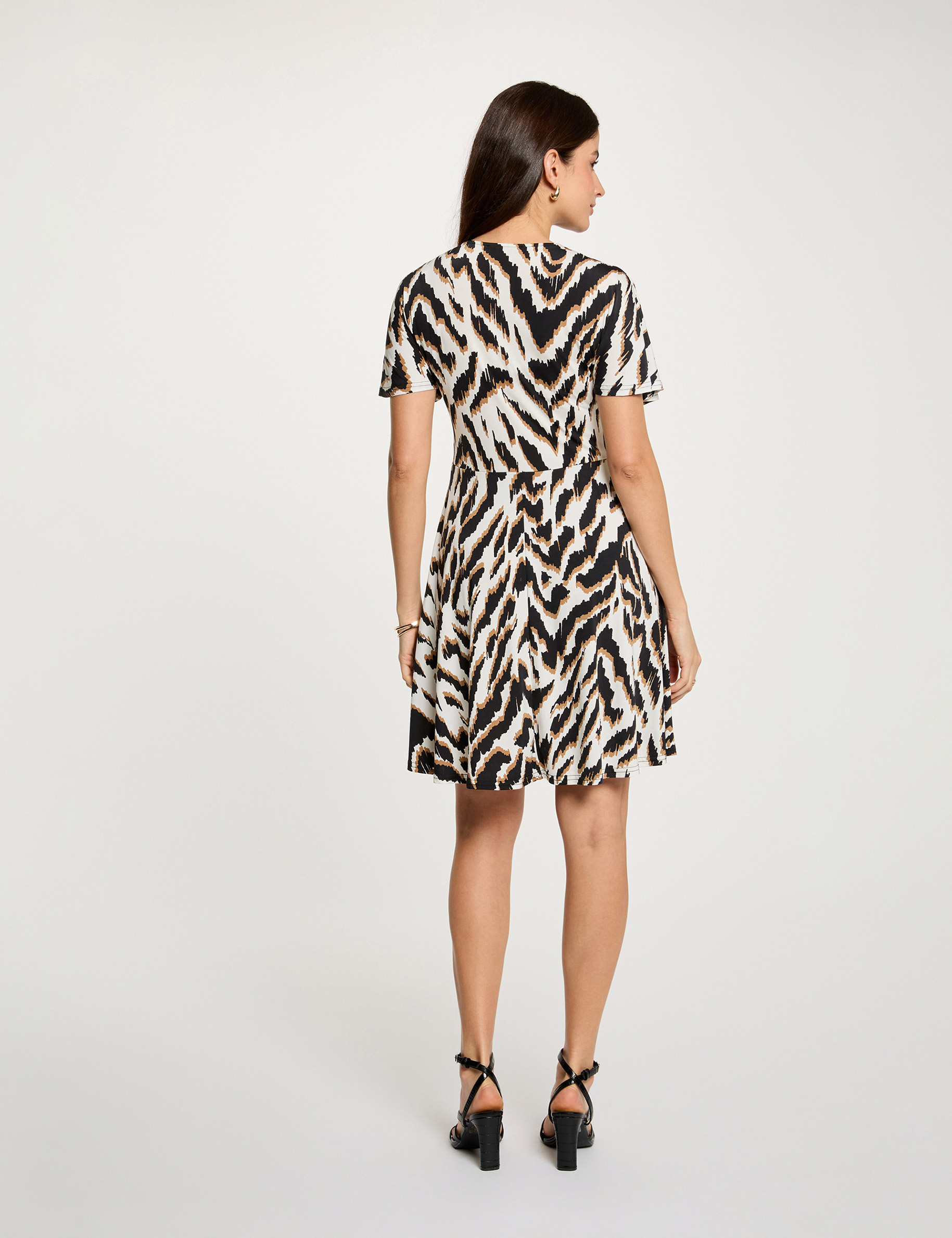 Vestido corto con cuello en V multicolor mujer