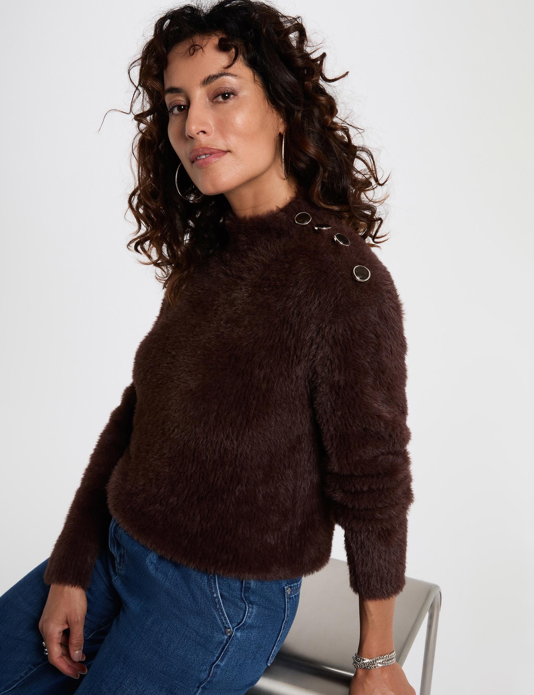 Jersey corto ajustado marr&oacute;n oscuro mujer