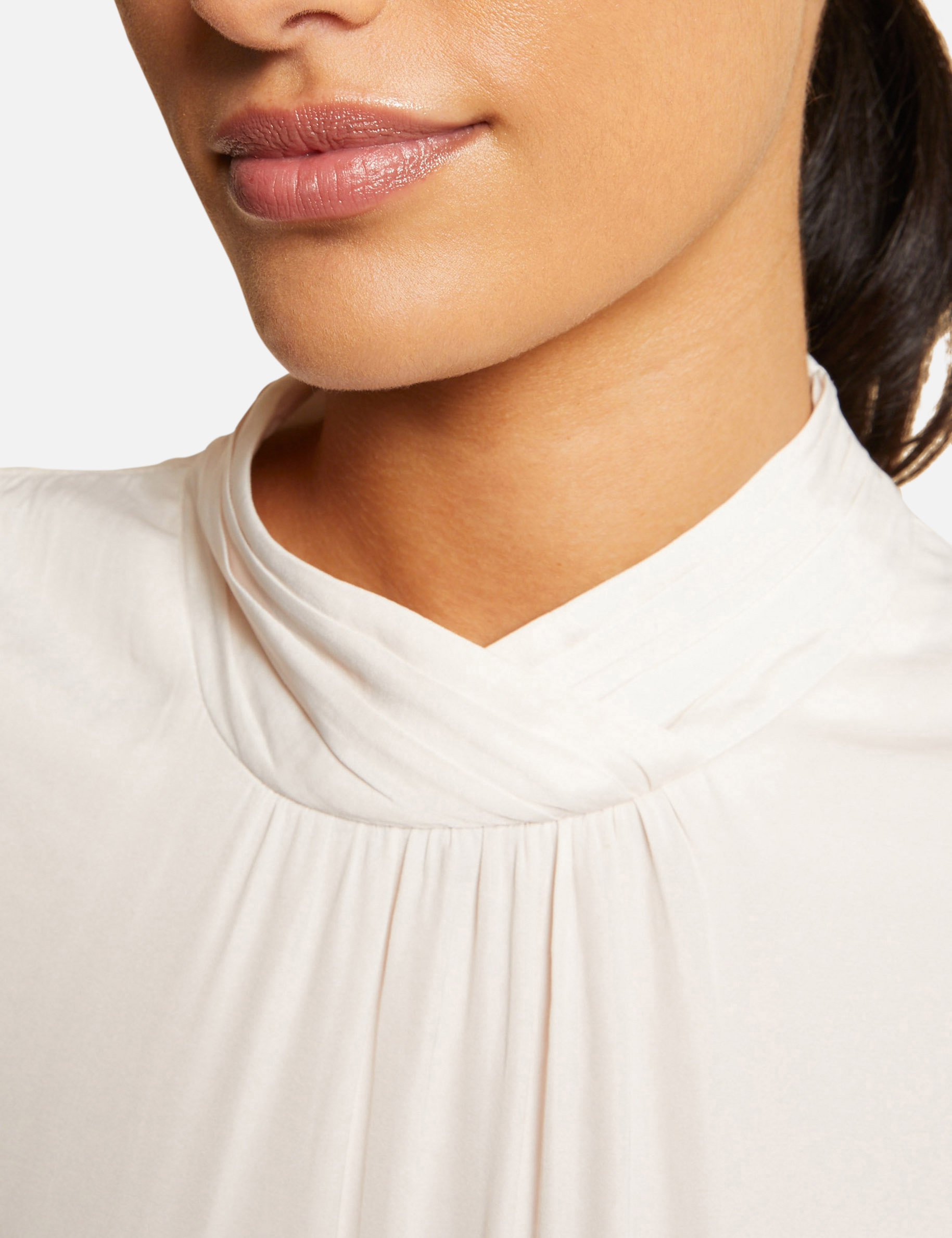 Blusa manga 3/4 efecto satinado mujer Blusa manga 3/4 efecto satinado mujer