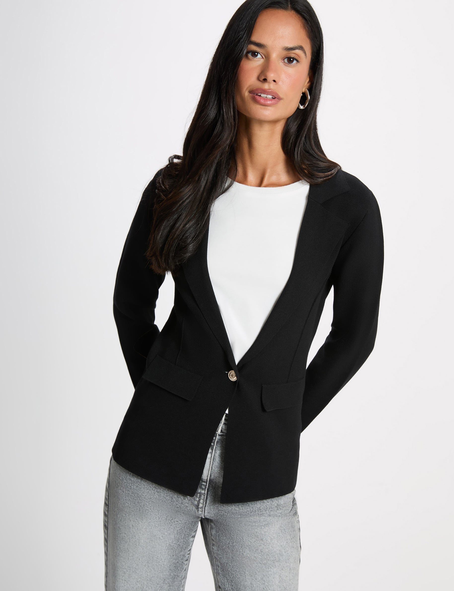 Chaqueta entallada con solapa negro mujer