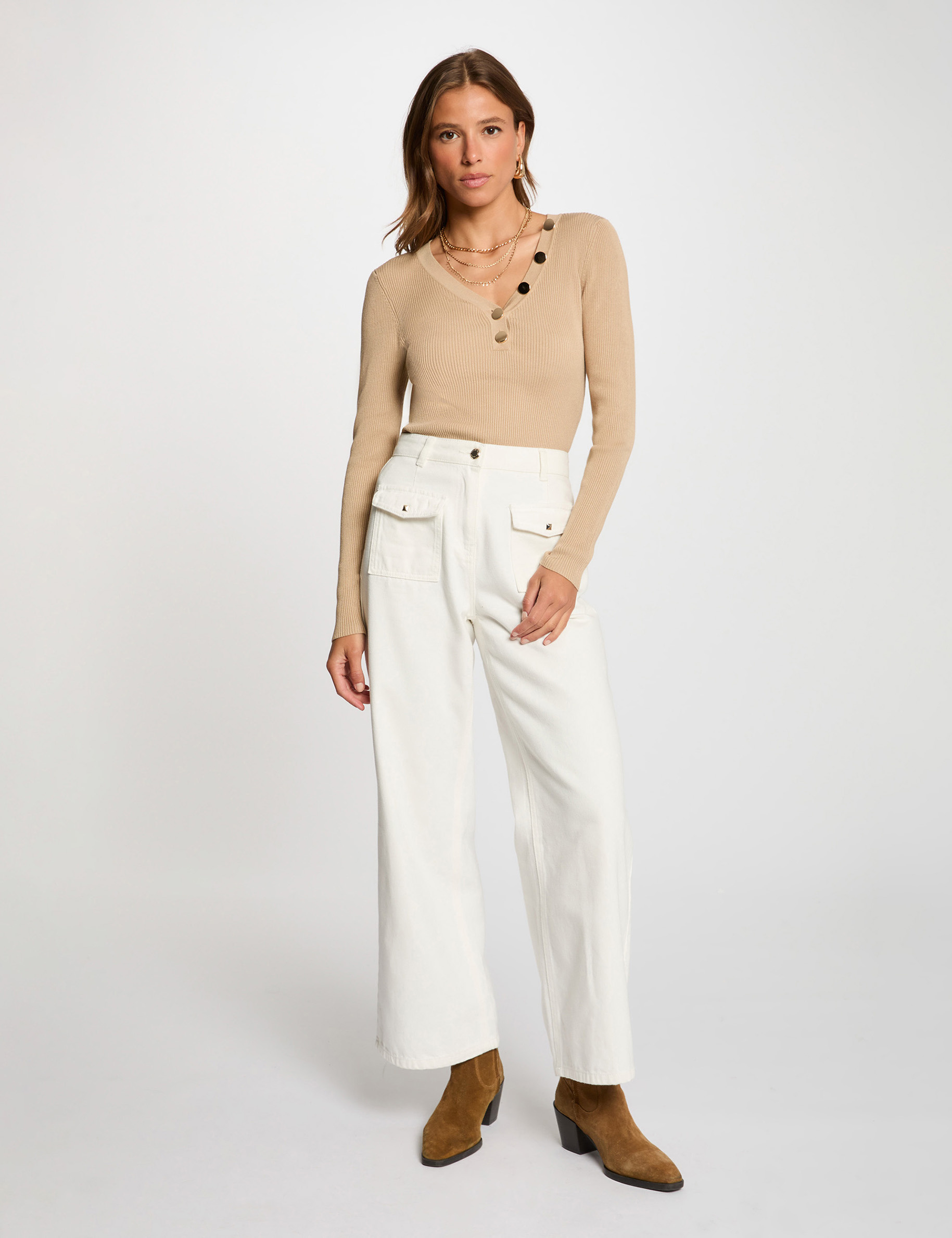 Jersey de manga larga punto fino botones marron clair mujer