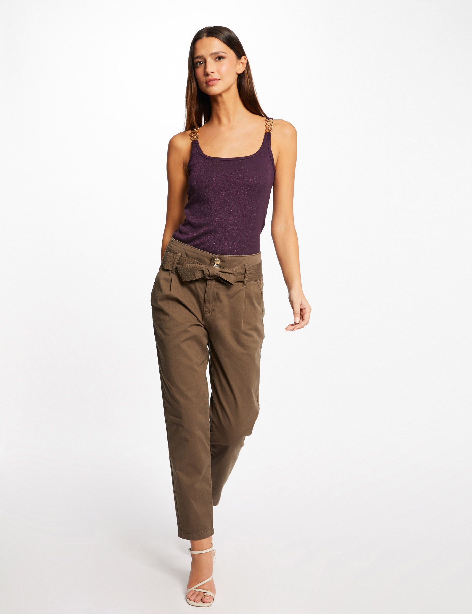 Top tirantes anchos con cadenas ciruela mujer Top tirantes anchos con cadenas ciruela mujer